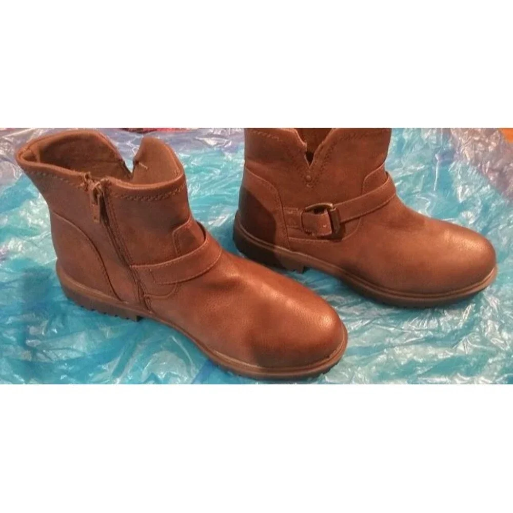 Bearpaw Ankle Boots – Women’s Size 8 – Brown Leather